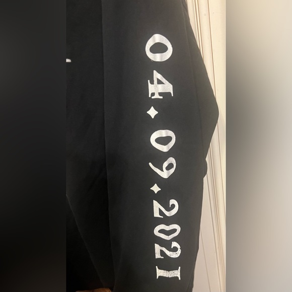 Balenciaga Yeezy DMX A Tribute Long Sleeve Tee Faded Black Pre-Owned M - Picture 16 of 17